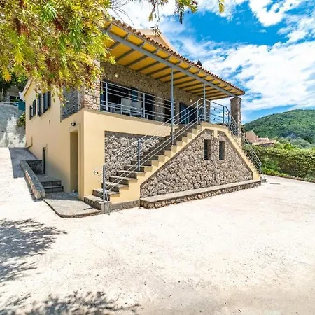 Nikolas Stone House With Stynning Seaview Villa Paramonas (Corfu)