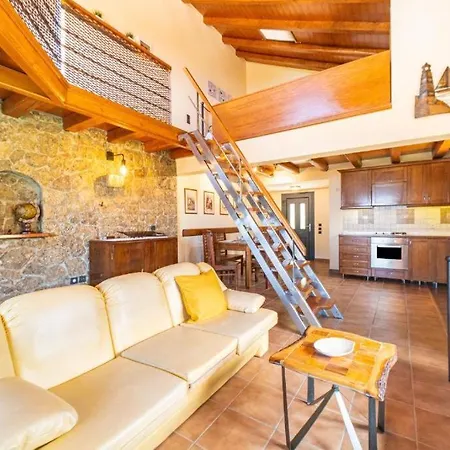 Nikolas Stone House With Stynning Seaview Vila