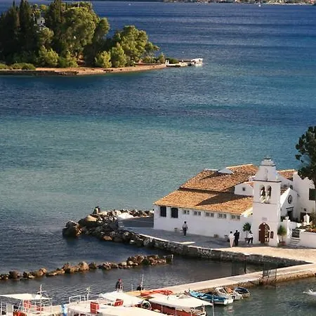 Villa Nikolas Stone House With Stynning Seaview Paramonas (Corfu)
