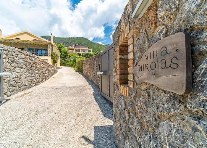 Nikolas Stone House With Stynning Seaview Villa *