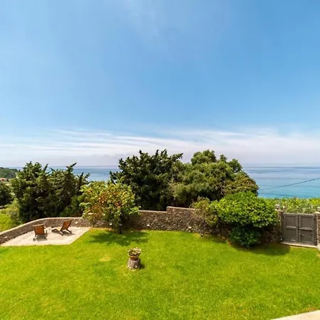 Nikolas Stone House With Stynning Seaview Paramonas